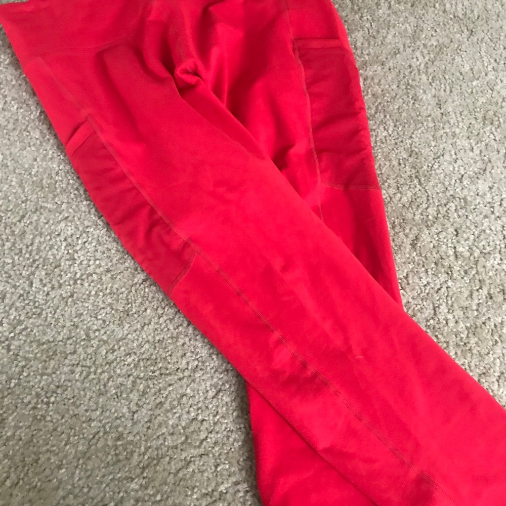 Fabletics Power hold capris - Picture 4 of 4